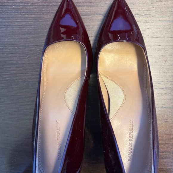 Banana Republic pointy toe block heel pumps - Picture 2 of 5